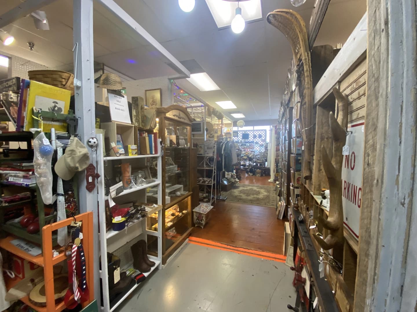 Music Valley Antiques and Marketplace
