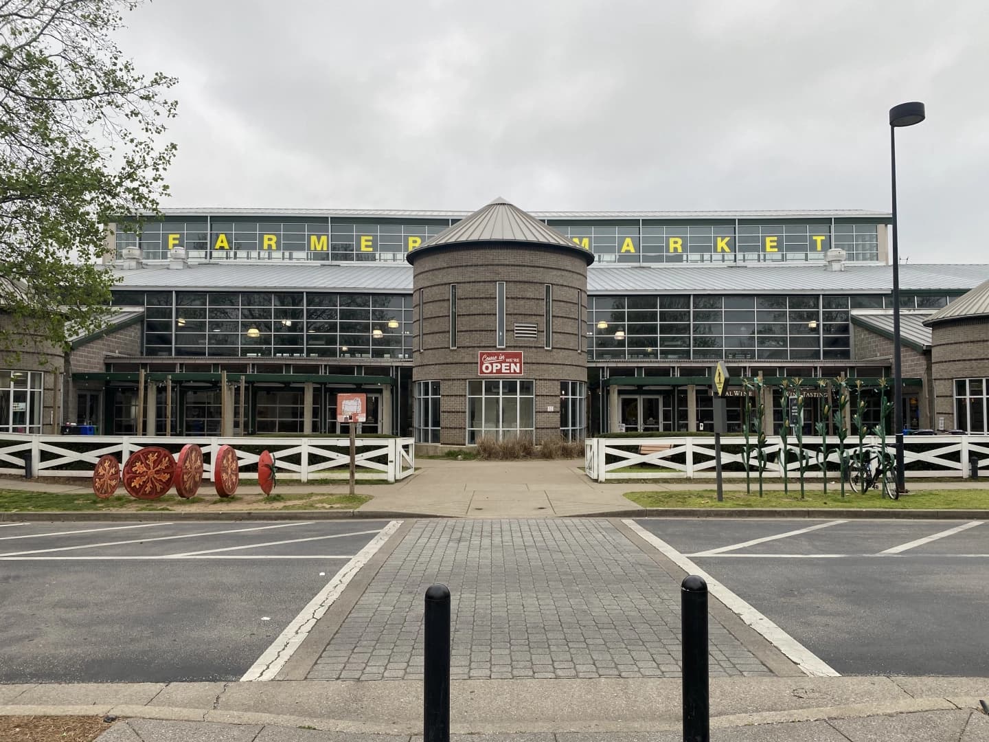 Nashville Farmers' Market